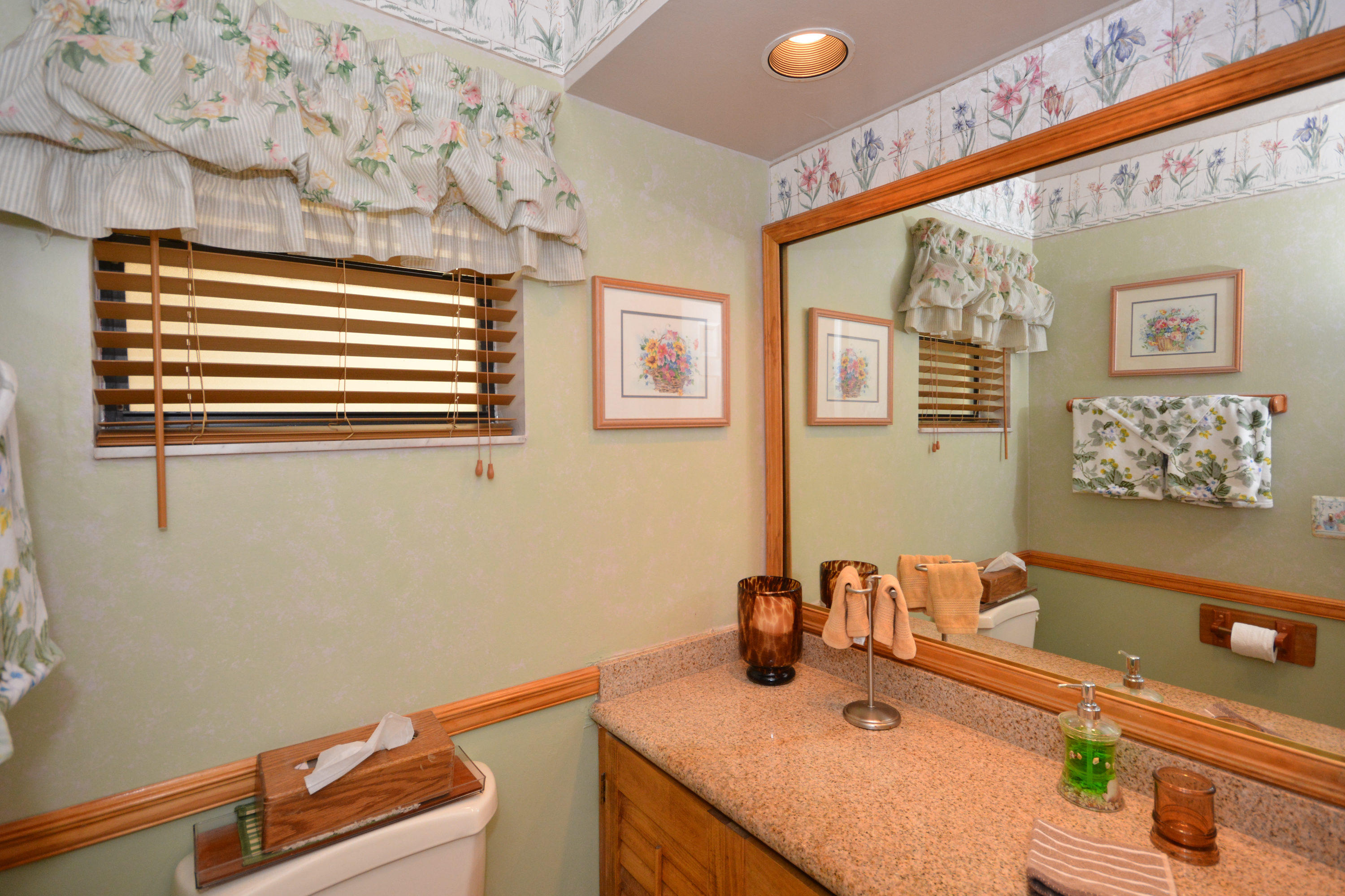 6071 Glendale Drive Boca Raton, FL 33433 - Photo 25 of 34 Bath