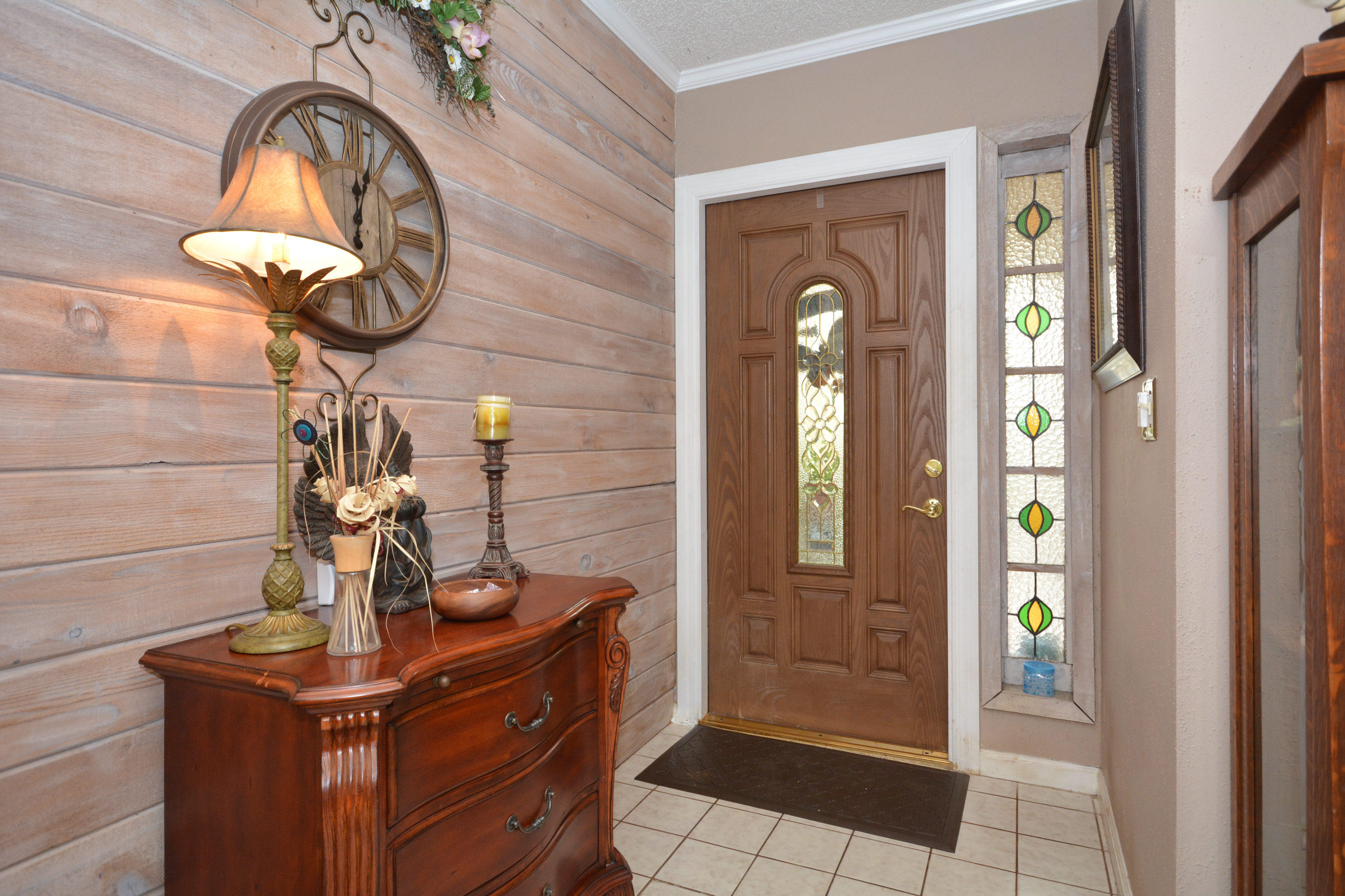 6071 Glendale Drive Boca Raton, FL 33433 - Photo 3 of 34 Foyer