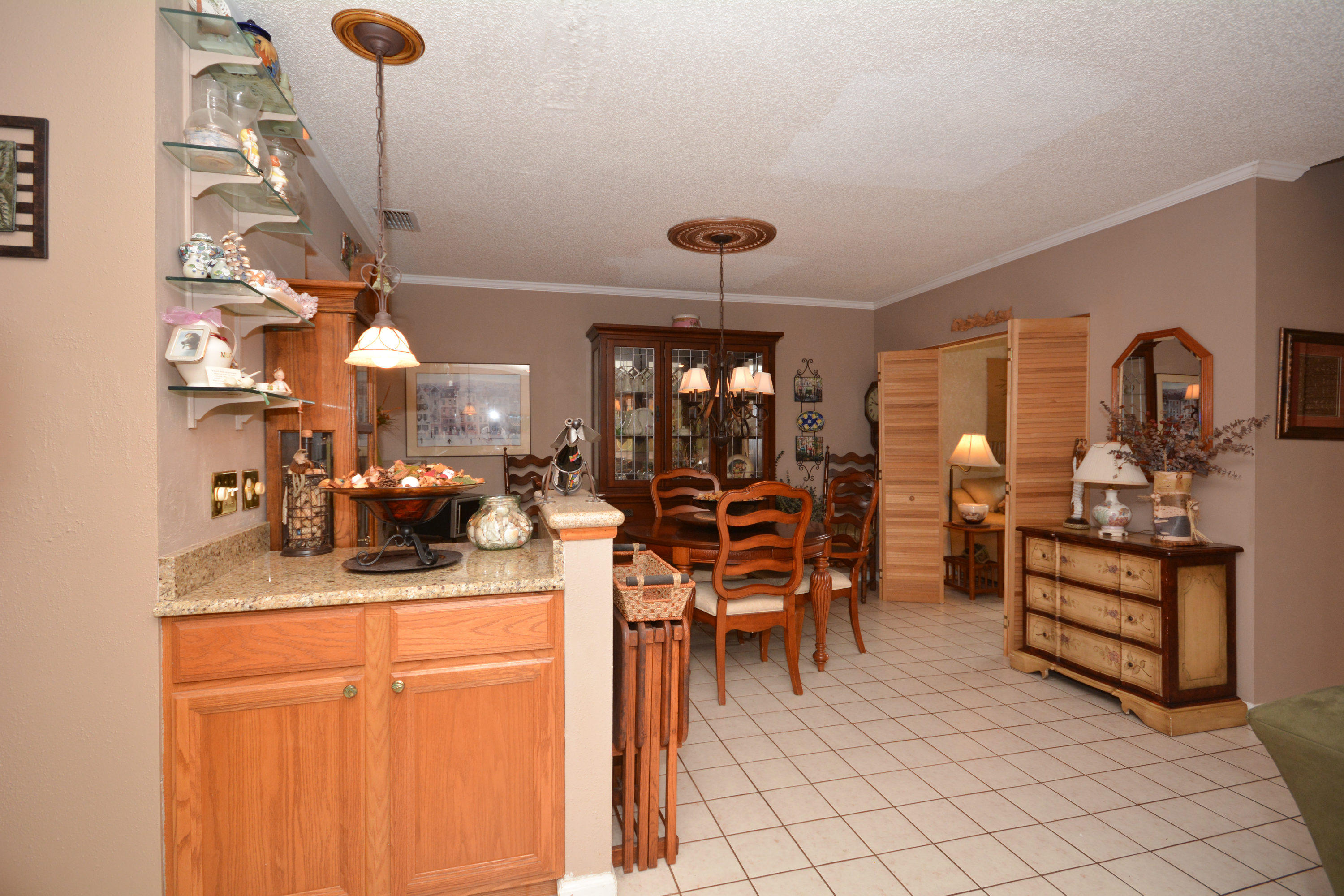 6071 Glendale Drive Boca Raton, FL 33433 - Photo 7 of 34 Dining Room