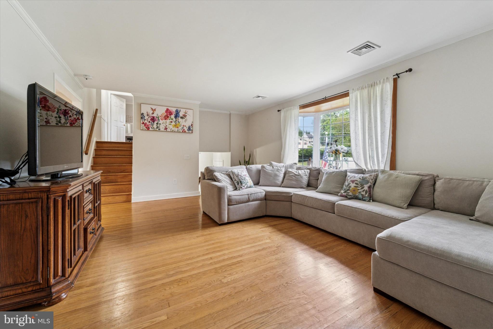 735 Spring Hill Road Feasterville-Trevose, PA 19053 - Photo 10 of 34 Spacious living area with natural light.