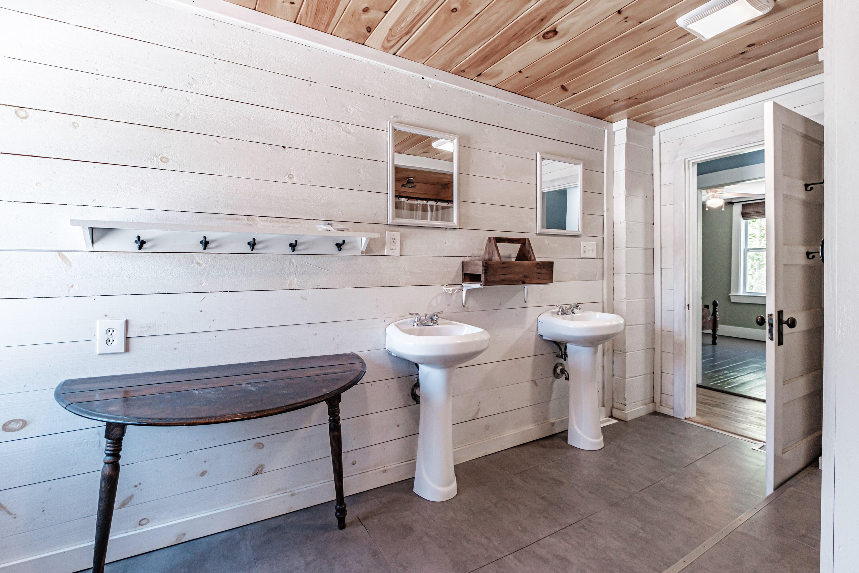 5 Whippoorwill Road Rumford, ME 04276 - Photo 45 of 67 Upstairs full bath