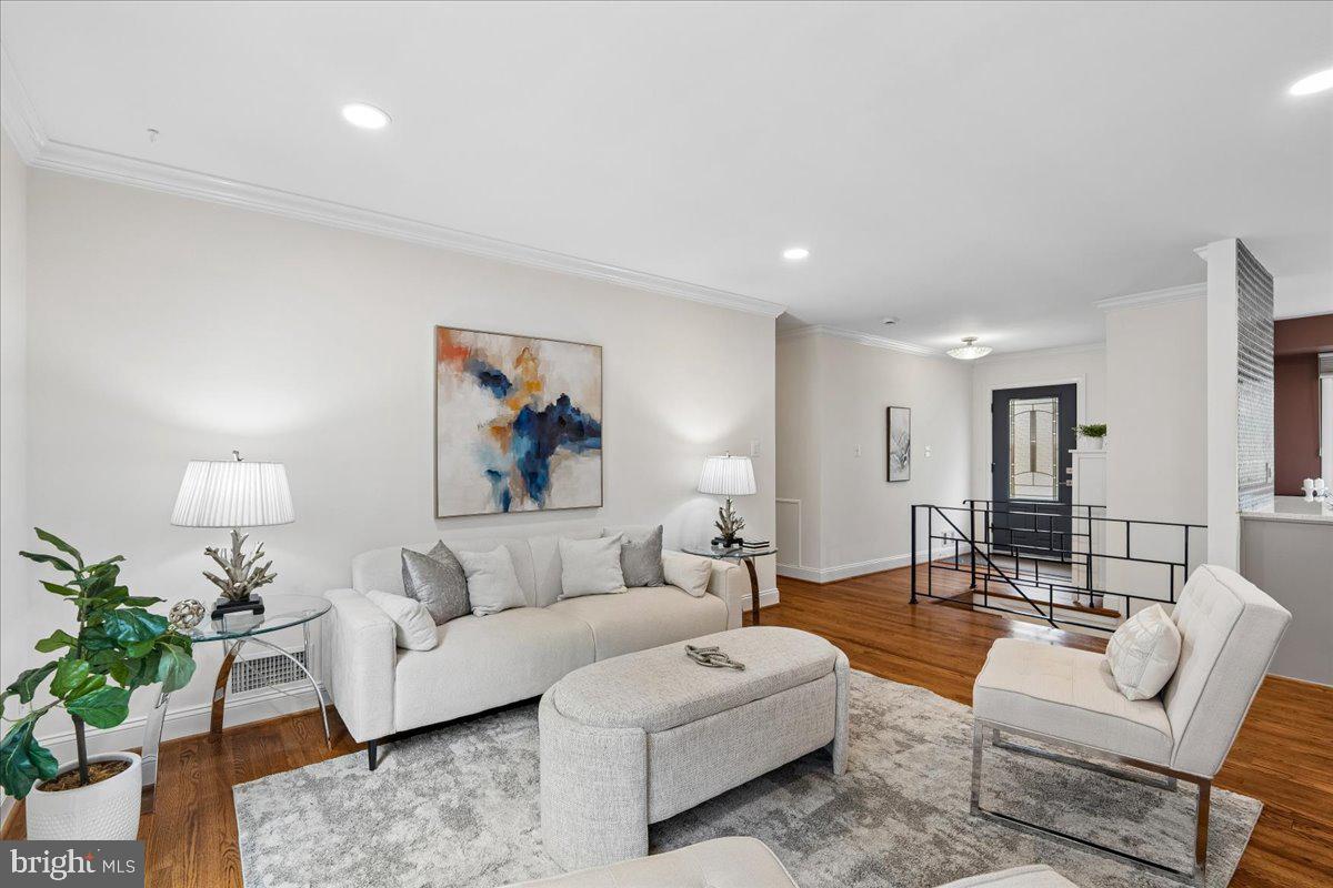 9817 Cherry Tree Lane Silver Spring, MD 20901 - Photo 6 of 73