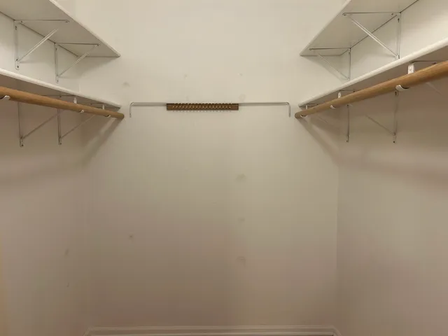 $2,800 | 1227 South Parkside Drive, Palatine, IL 60067