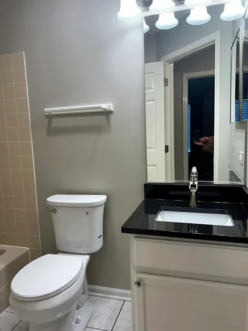 $2,800 | 1227 South Parkside Drive, Palatine, IL 60067