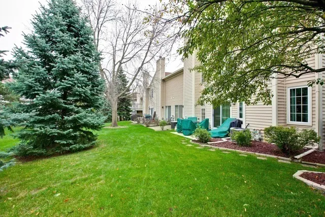 $2,800 | 1227 South Parkside Drive, Palatine, IL 60067