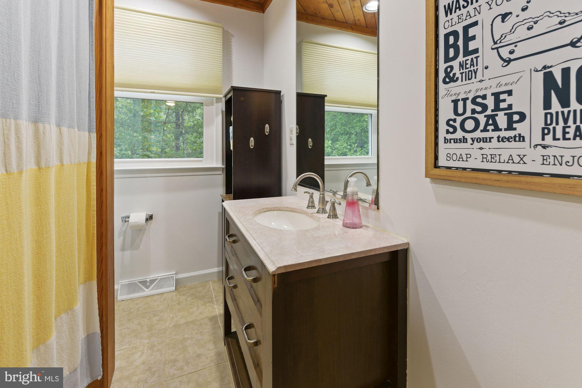 11 Goosepond Road Tabernacle, NJ 08088 - Photo 22 of 28 Full bath