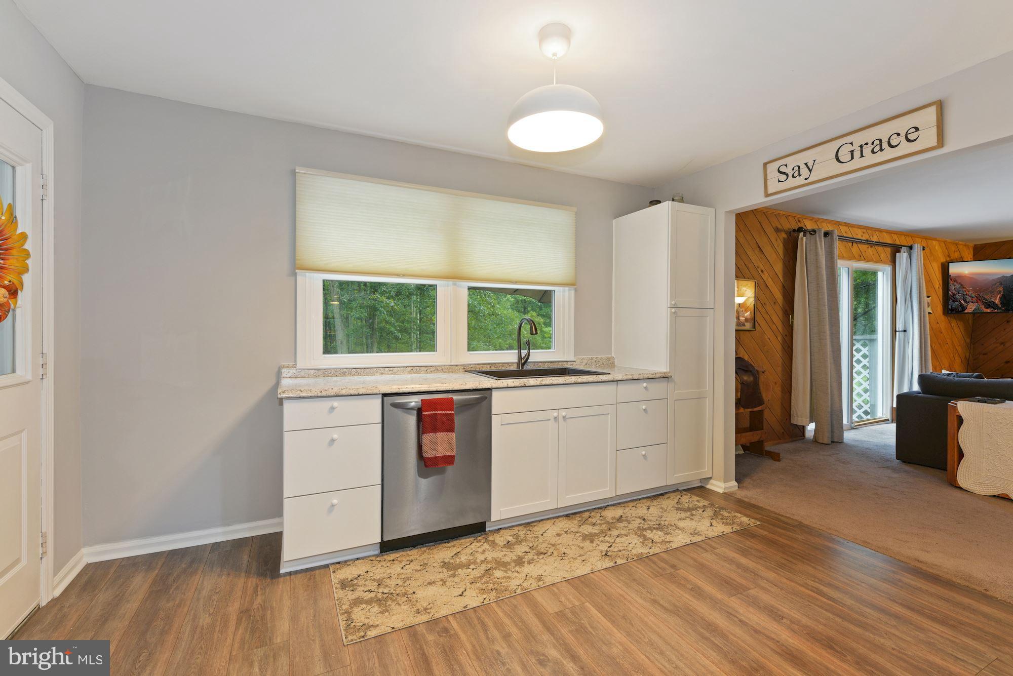 11 Goosepond Road Tabernacle, NJ 08088 - Photo 4 of 28 Kitchen