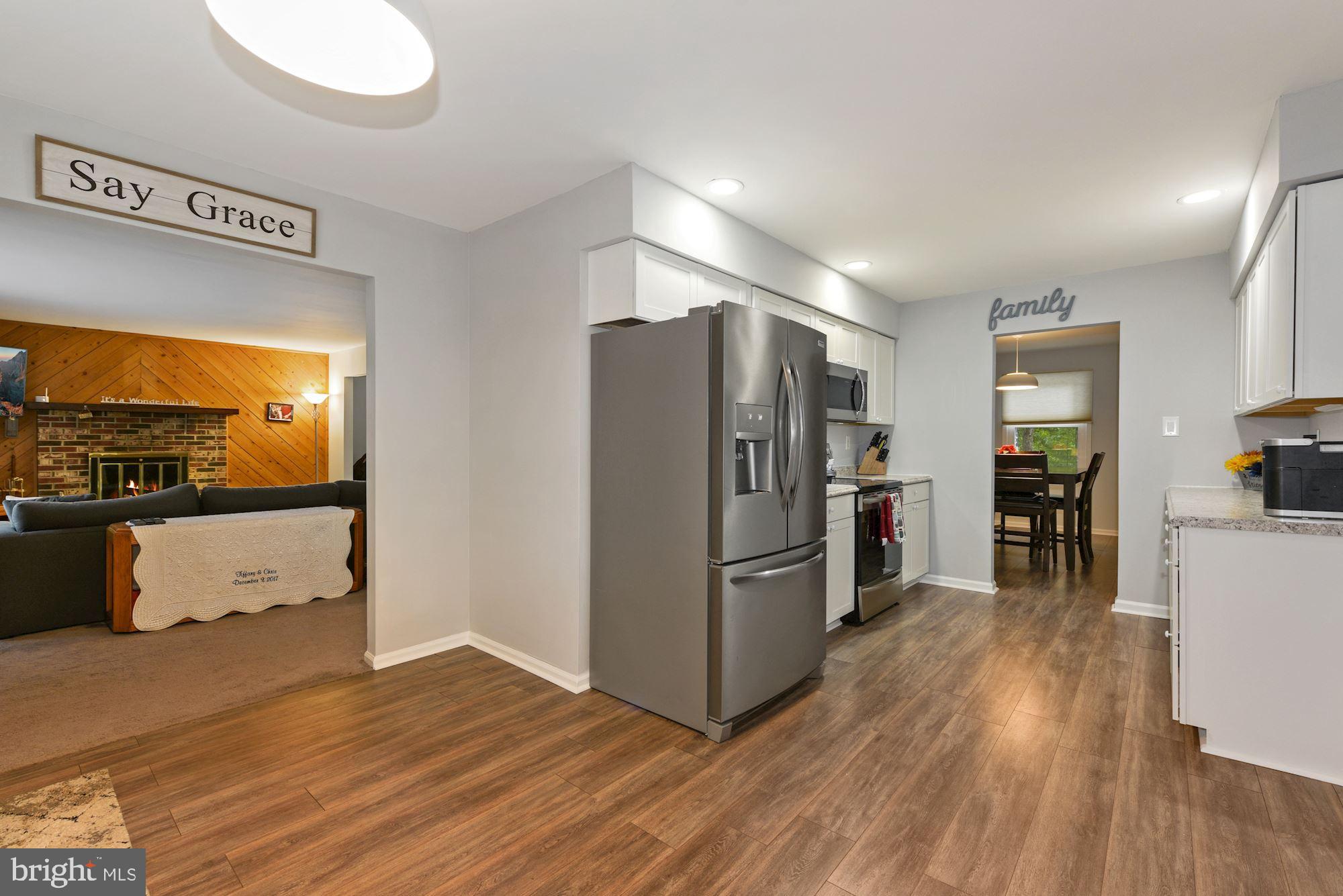 11 Goosepond Road Tabernacle, NJ 08088 - Photo 6 of 28 Kitchen