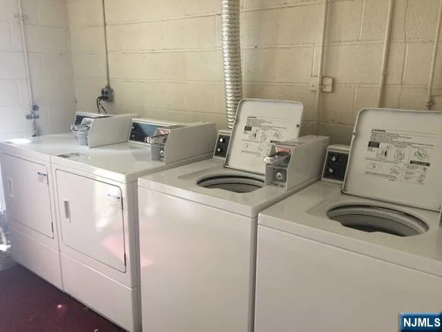 $1,950 | 712 Cedar Lane, Unit 2, Teaneck, NJ 07666