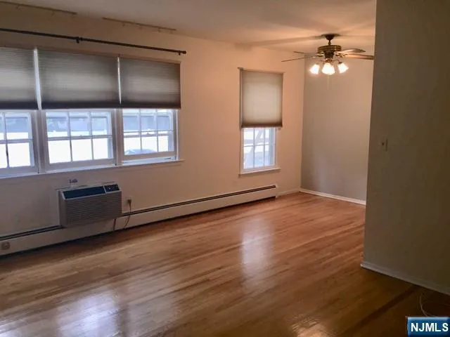 $1,950 | 712 Cedar Lane, Unit 2, Teaneck, NJ 07666