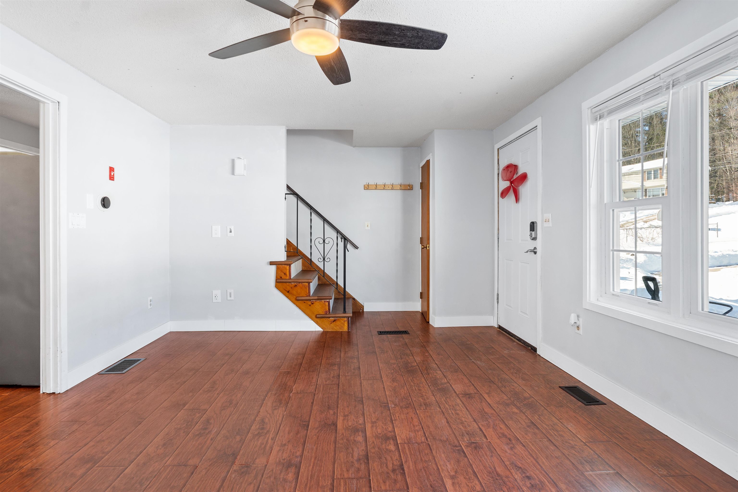 13 Sunnyside Lane, Unit L Derry, NH 03038 - Photo 11 of 30