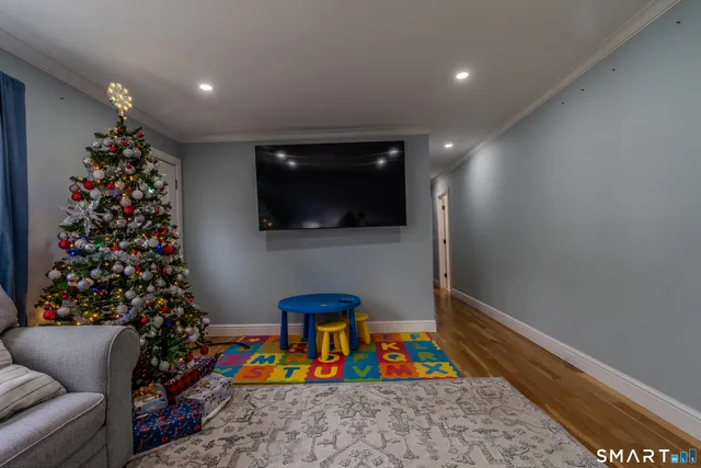 $2,900 | 24 Park Lane West, New Milford, CT 06776