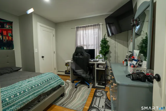 $2,900 | 24 Park Lane West, New Milford, CT 06776