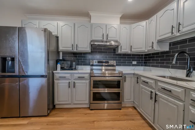 $2,900 | 24 Park Lane West, New Milford, CT 06776