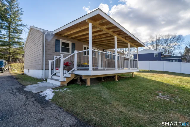 $2,900 | 24 Park Lane West, New Milford, CT 06776