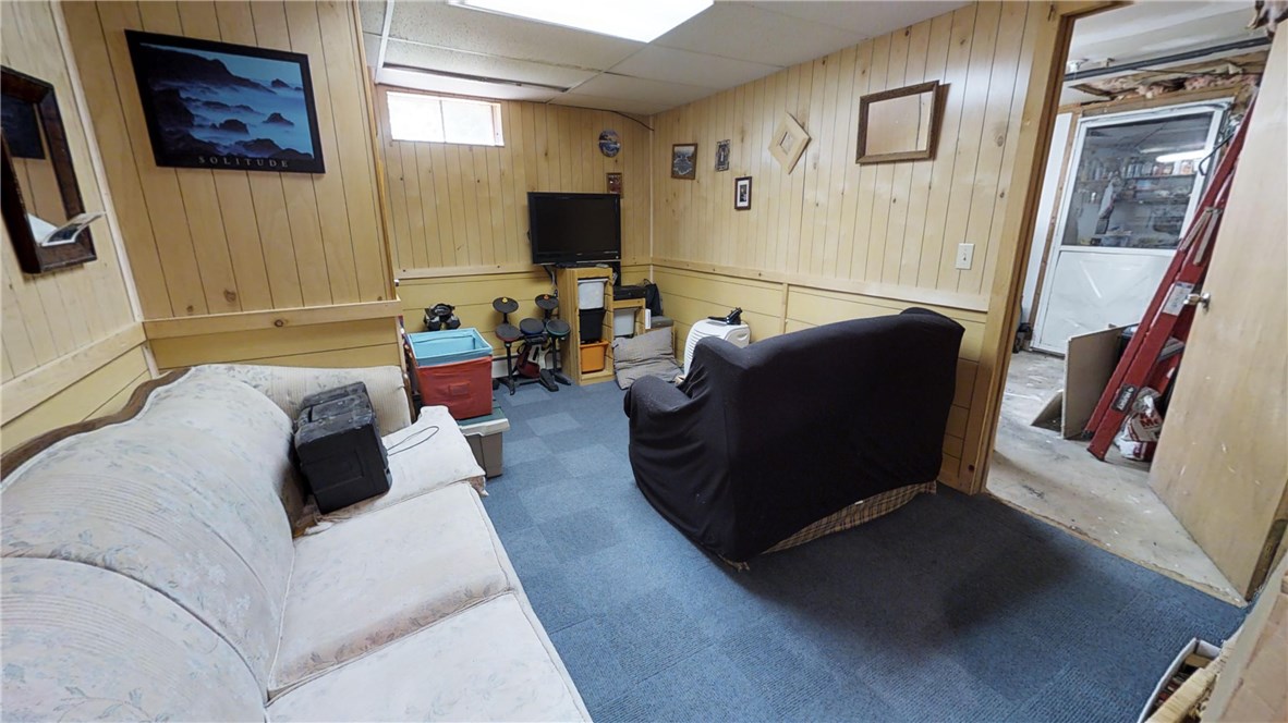 241 Biscuit City Road Charlestown, RI 02813 - Photo 9 of 25 Gallery Image 9