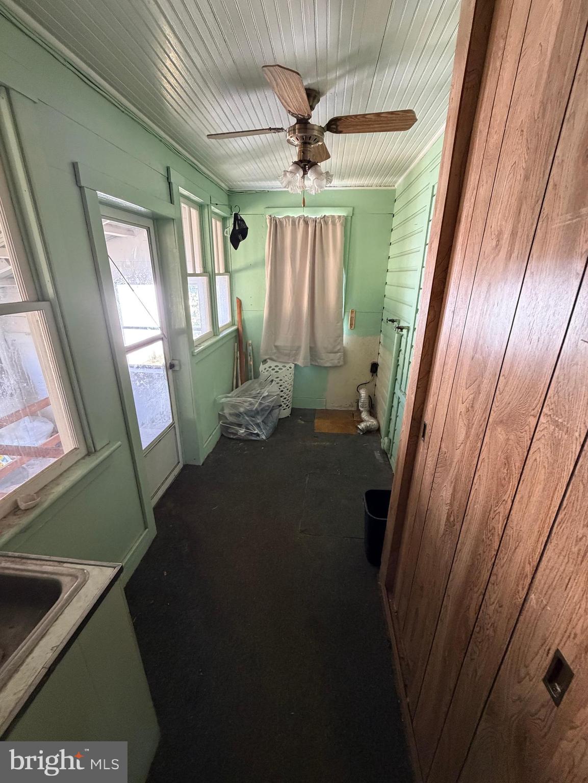 34 West Hanover Street Gettysburg, PA 17325 - Photo 24 of 30 a view of an entryway