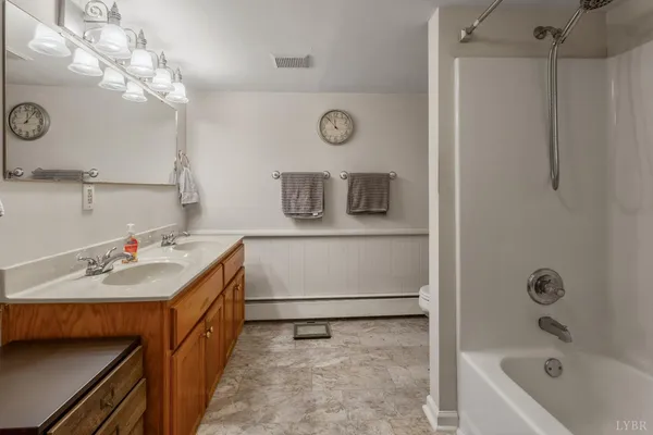 $274,900 | 236 South Main Street, Chatham, VA 24531