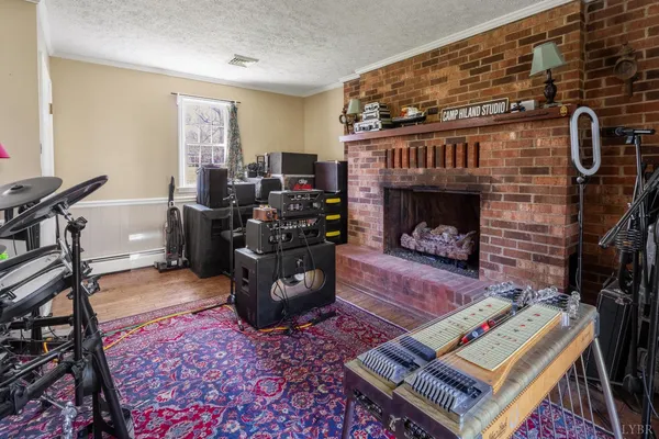 $274,900 | 236 South Main Street, Chatham, VA 24531