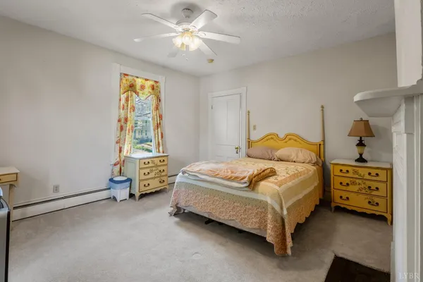$274,900 | 236 South Main Street, Chatham, VA 24531