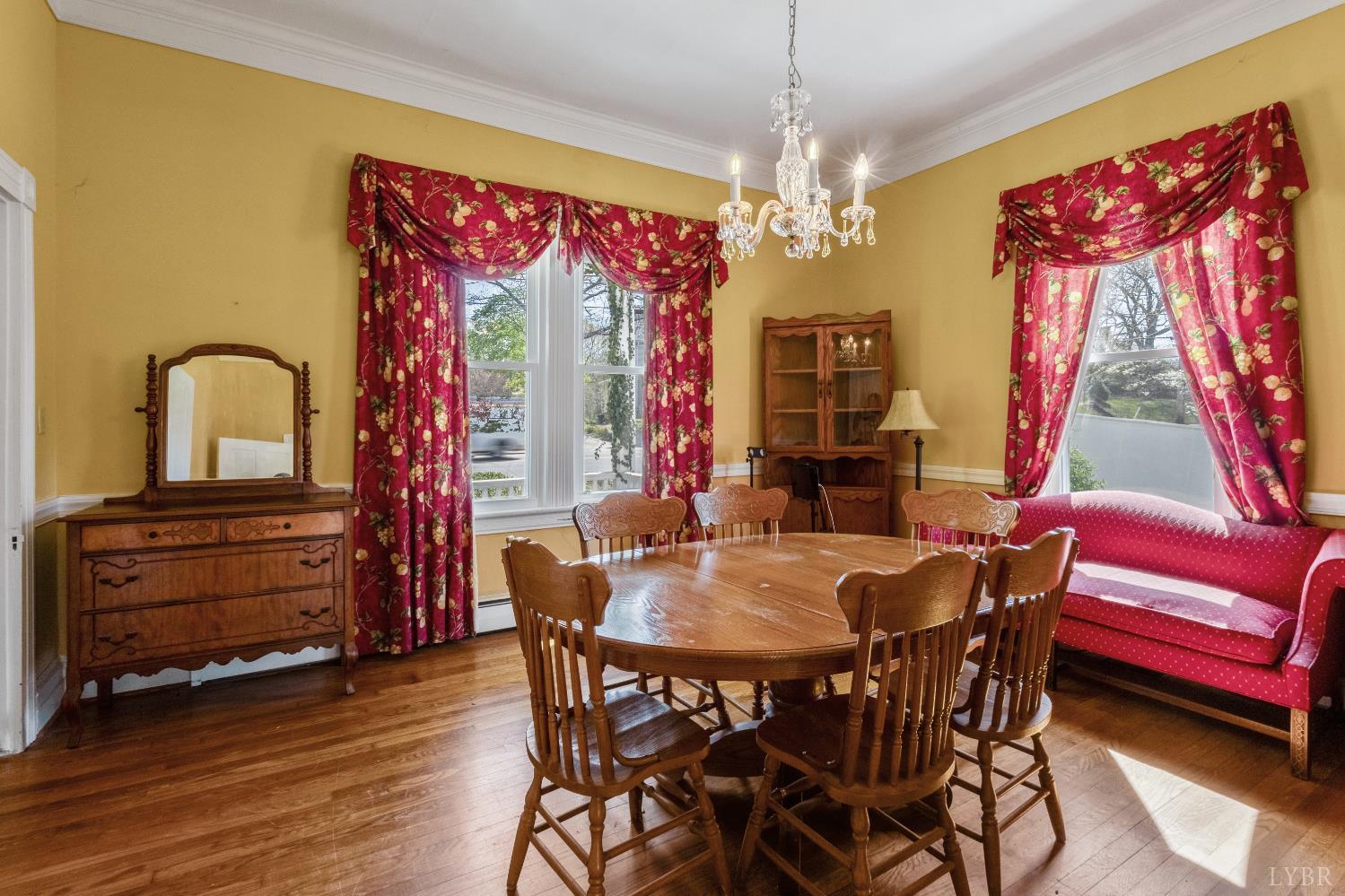 236 South Main Street Chatham, VA 24531 - Photo 5 of 34