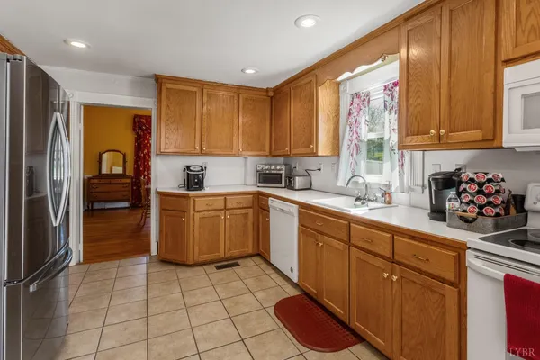 $274,900 | 236 South Main Street, Chatham, VA 24531