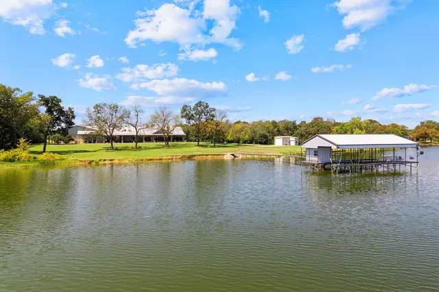 $2,550,000 | 111 Daves Landing, East Tawakoni, TX 75472