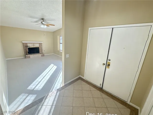 $1,900 | 3674 Duneville Street, Las Vegas, NV 89103