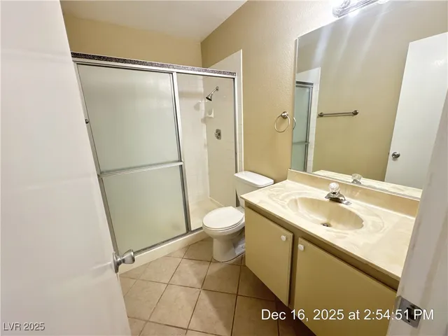 $1,900 | 3674 Duneville Street, Las Vegas, NV 89103