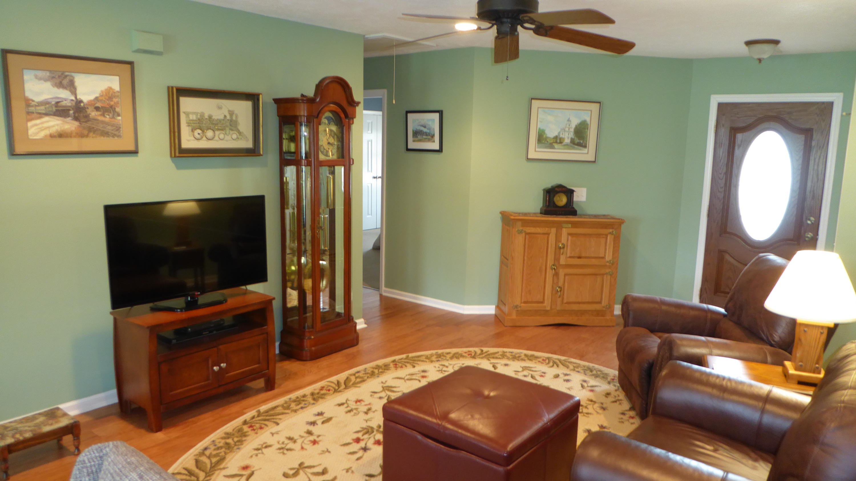 38 Bernard Road Rocky Mount, VA 24151 - Photo 2 of 33 2 Living Room