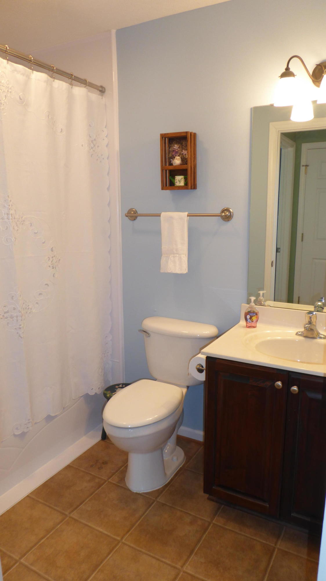 38 Bernard Road Rocky Mount, VA 24151 - Photo 9 of 33 9 Hall Bath