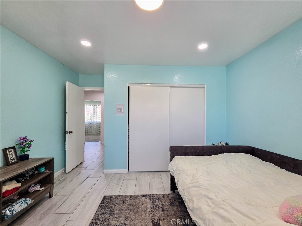 16081 Tude Road Apple Valley, CA 92307 - Photo 11 of 49 Gallery Image 11