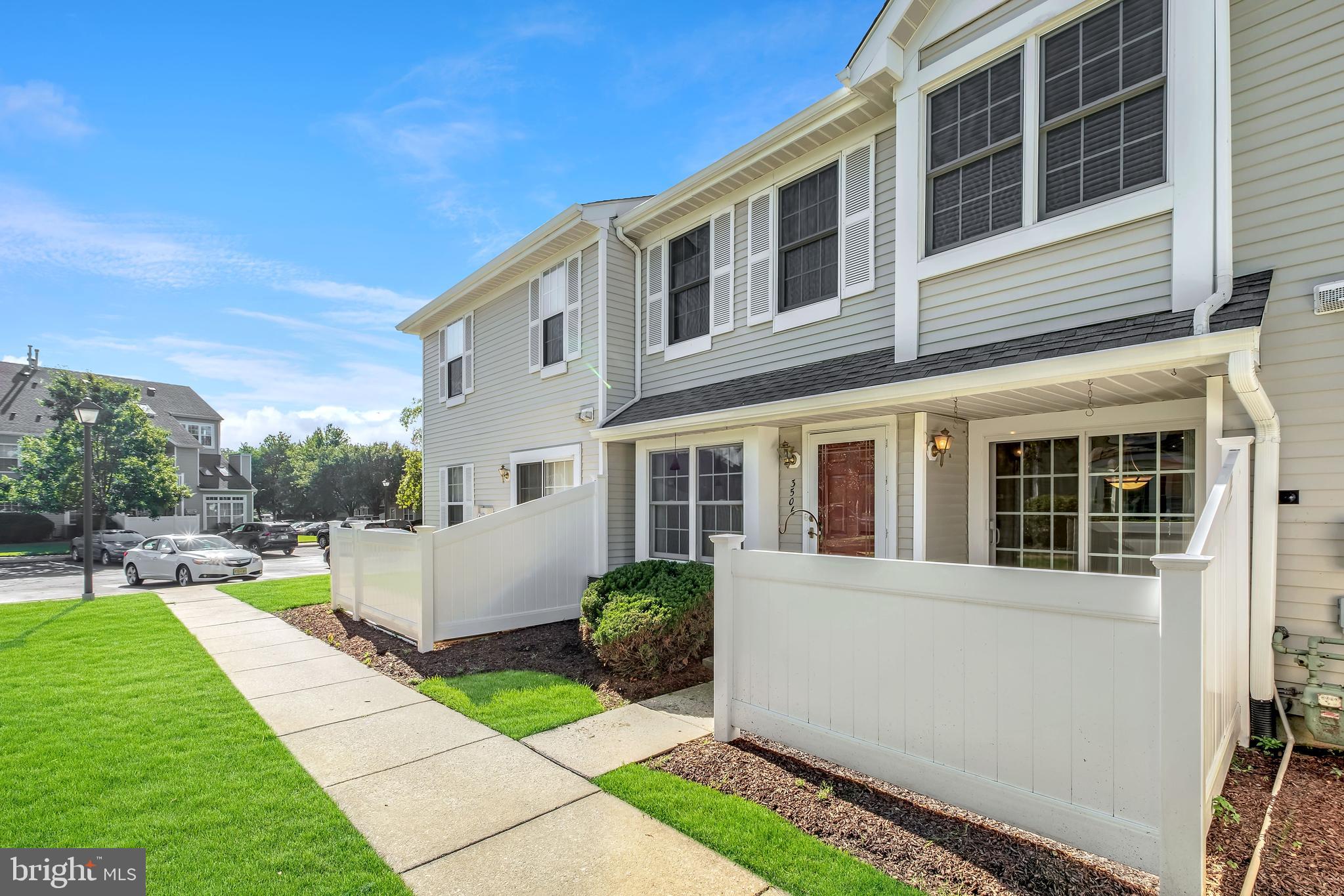 3506 Fenwick Lane Mount Laurel, NJ 08054 - Photo 4 of 40