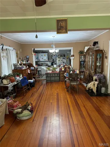 $120,000 | 813 North Broadway, Salem, IL 62881