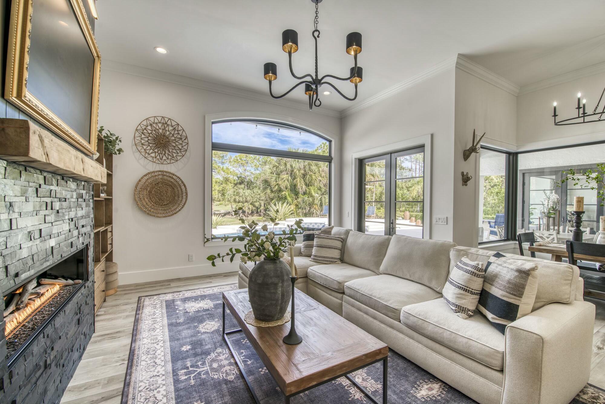 1216 Southeast Colony Way Jupiter, FL 33478 - Photo 22 of 94 Family Room