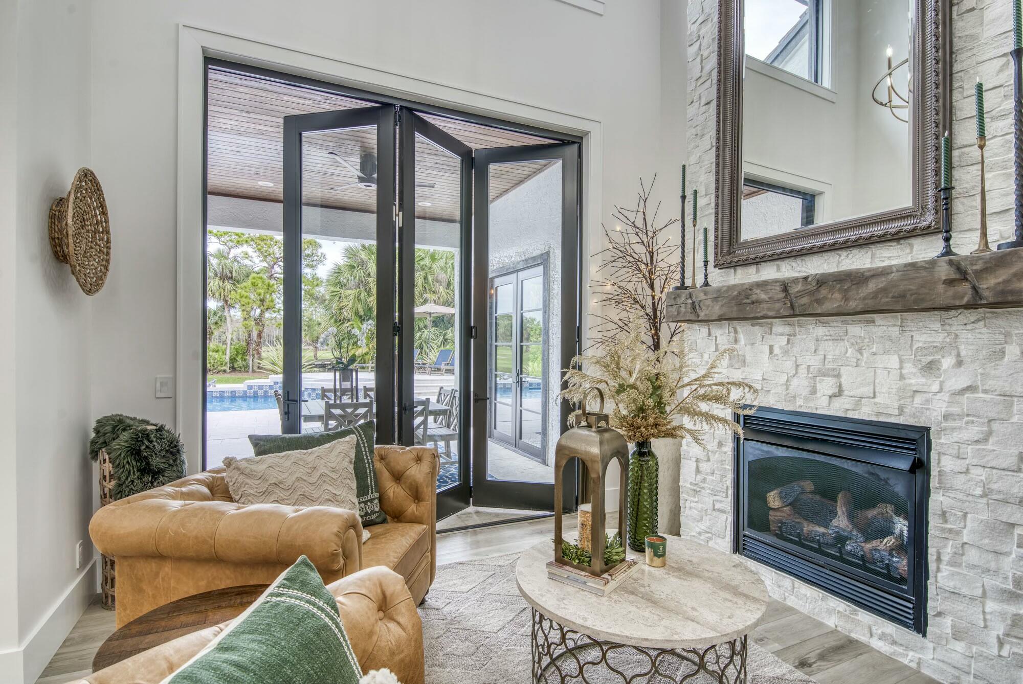 1216 Southeast Colony Way Jupiter, FL 33478 - Photo 26 of 94 Living Room