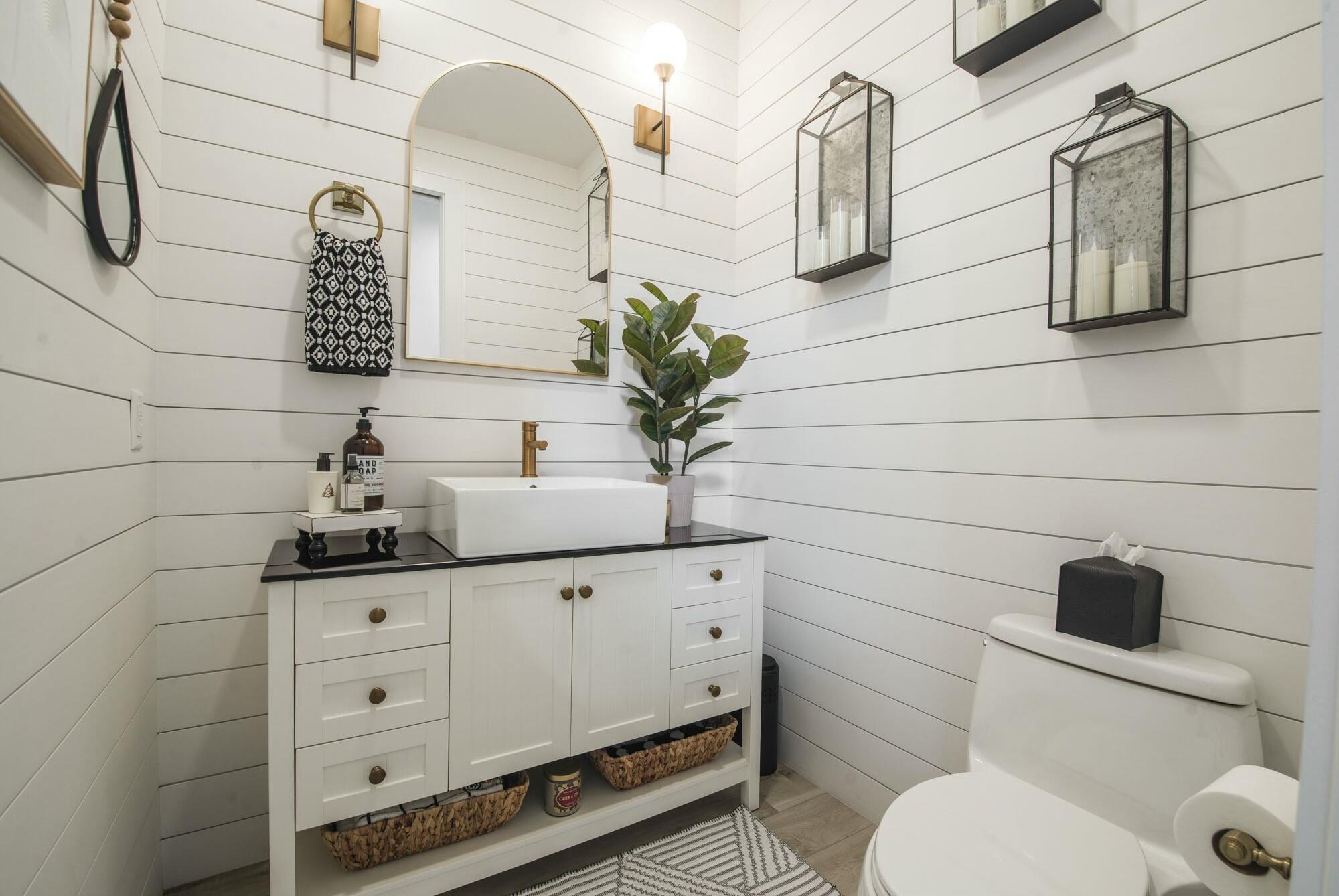 1216 Southeast Colony Way Jupiter, FL 33478 - Photo 53 of 94 Powder Room