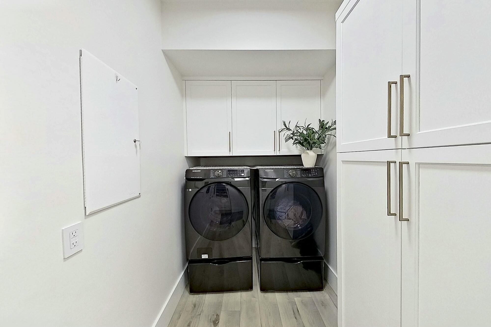 1216 Southeast Colony Way Jupiter, FL 33478 - Photo 60 of 94 Laundry Room