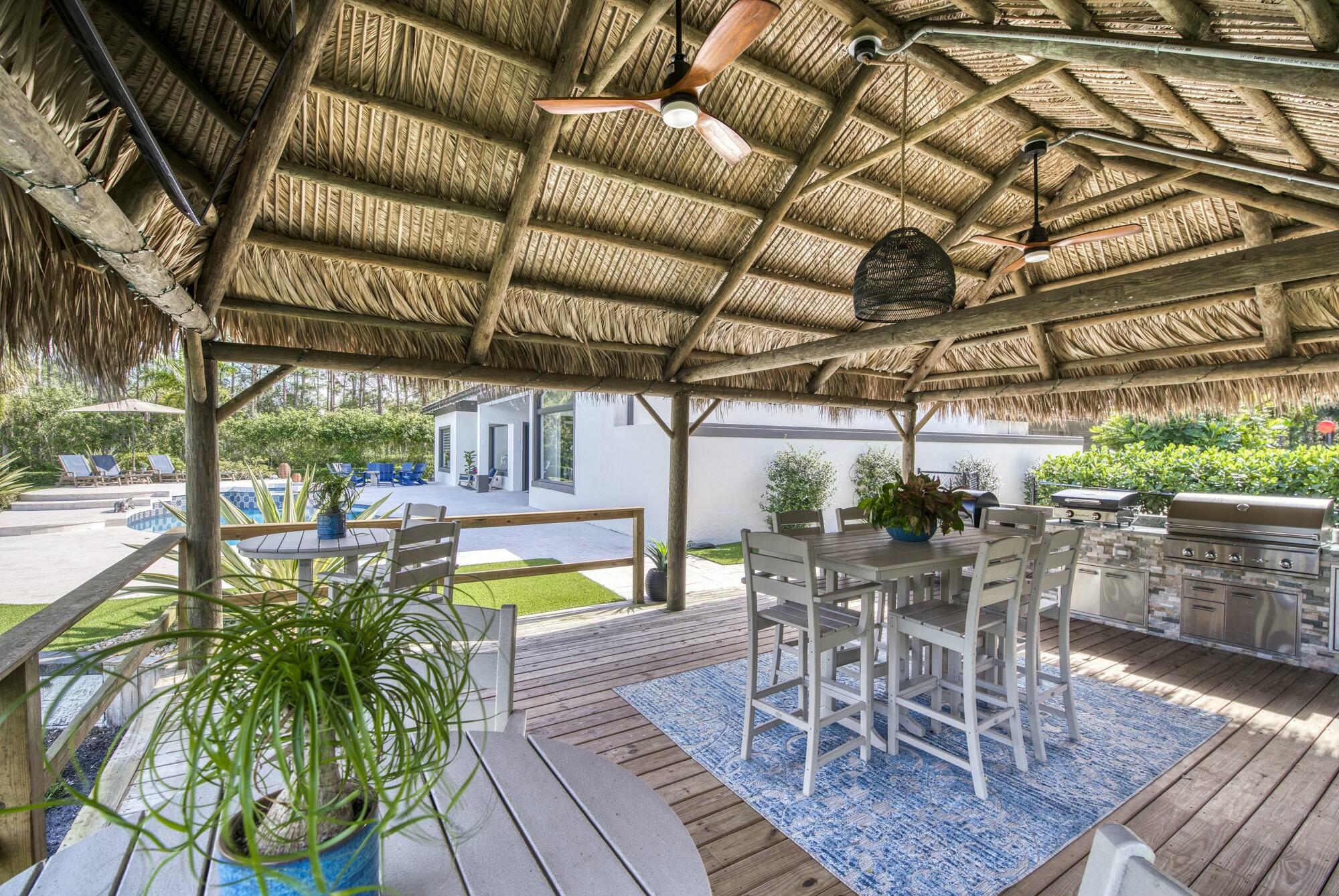 1216 Southeast Colony Way Jupiter, FL 33478 - Photo 73 of 94 Tiki Hut | Summer Kitchen