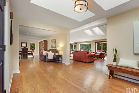 $849,500 | 15192 Rockland Road, Libertyville, IL 60048