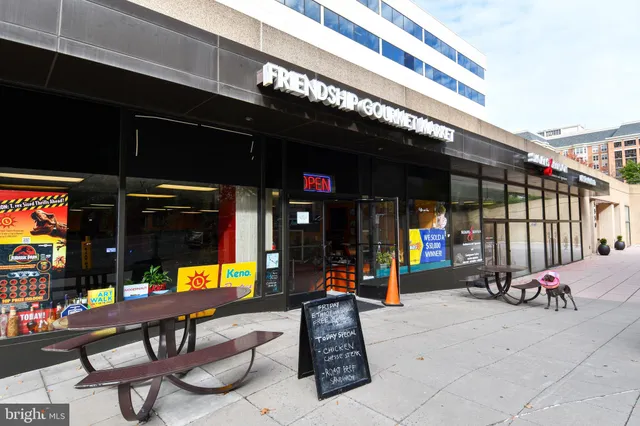 $4,000 | 4620 North Park Avenue, Unit 1003W, Chevy Chase, MD 20815