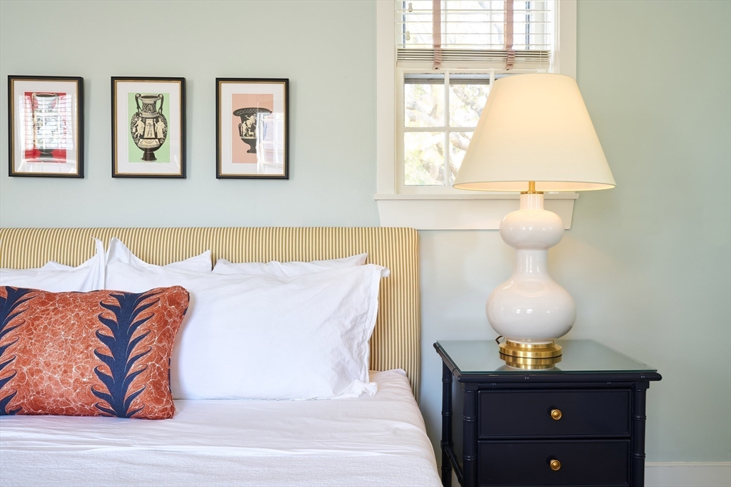 33 Milk Street Nantucket, MA 02554 - Photo 14 of 33