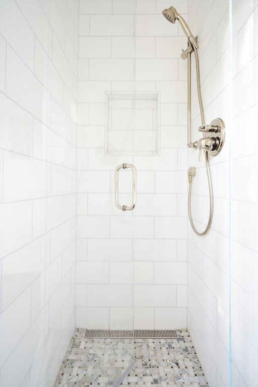 33 Milk Street Nantucket, MA 02554 - Photo 17 of 33