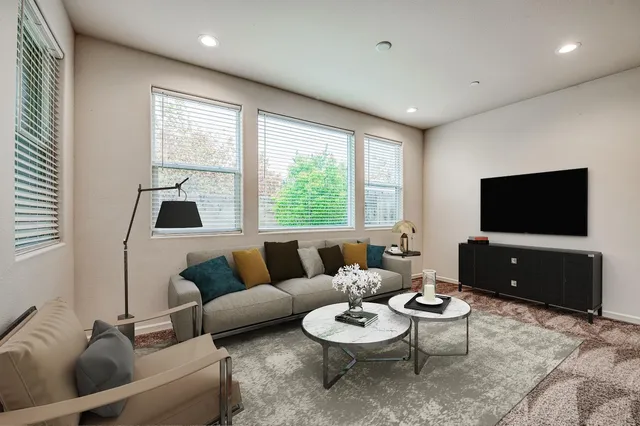 $400,000 | 5450 West Santa Barbara Drive, Fresno, CA 93722