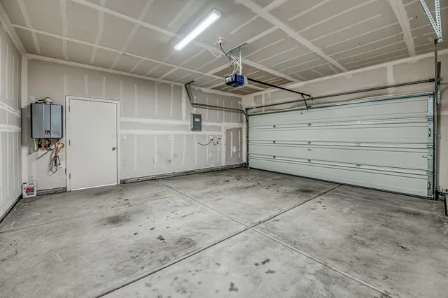 $400,000 | 5450 West Santa Barbara Drive, Fresno, CA 93722