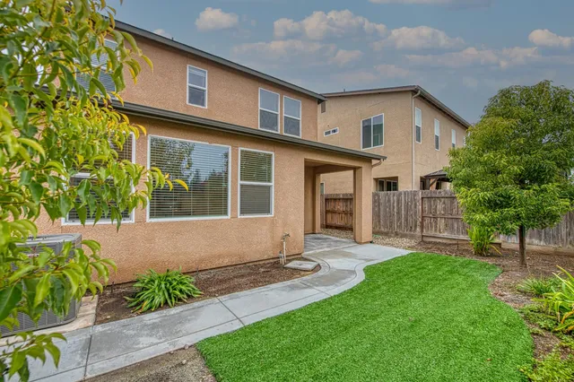 $400,000 | 5450 West Santa Barbara Drive, Fresno, CA 93722