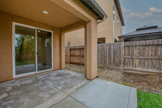 $400,000 | 5450 West Santa Barbara Drive, Fresno, CA 93722