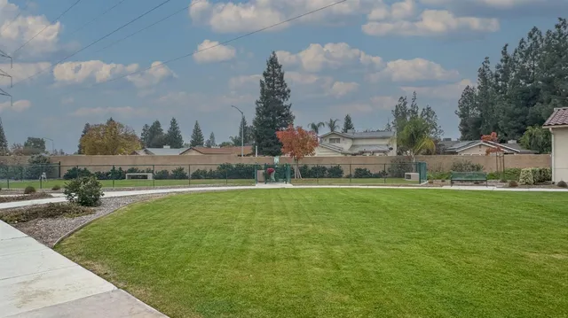 $400,000 | 5450 West Santa Barbara Drive, Fresno, CA 93722