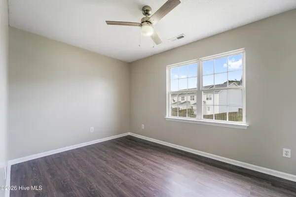 $164,900 | 207 Pinegrove Court, Jacksonville, NC 28546