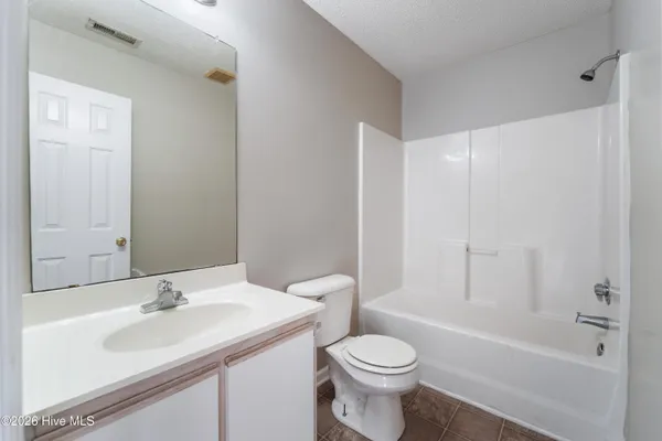 $164,900 | 207 Pinegrove Court, Jacksonville, NC 28546